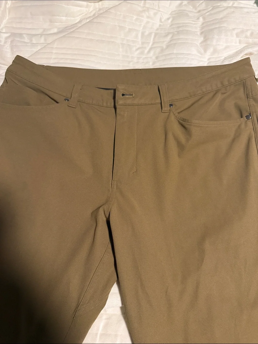 lululemon athletica Men's Stretch Chinos in Tan